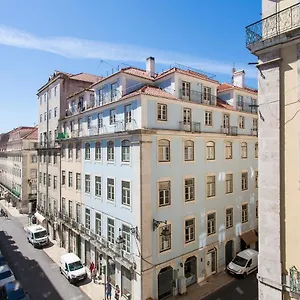 flh-downtown-cosmopolitan-apartment.hotels-lisbon-portugal.com/